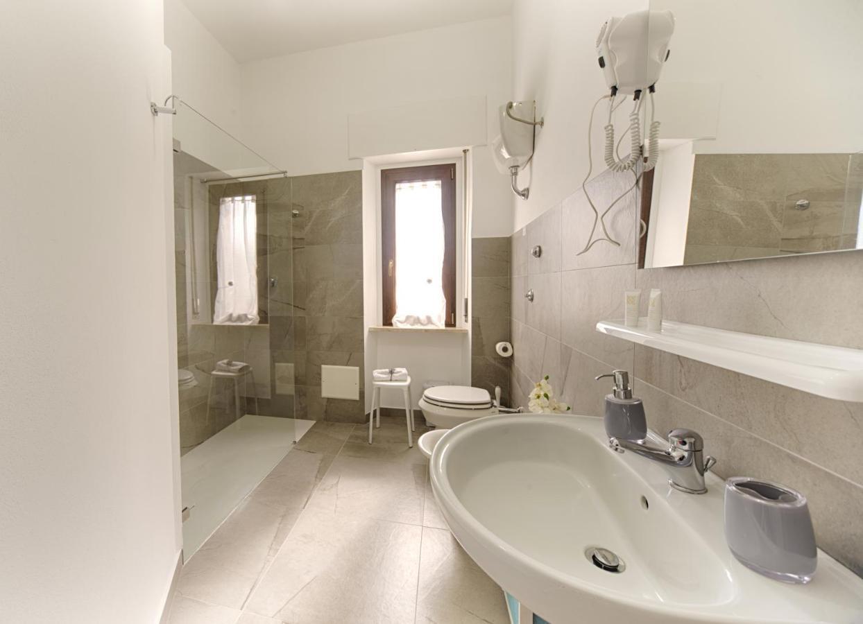 Casa Lucia Hotel Olbia Ngoại thất bức ảnh