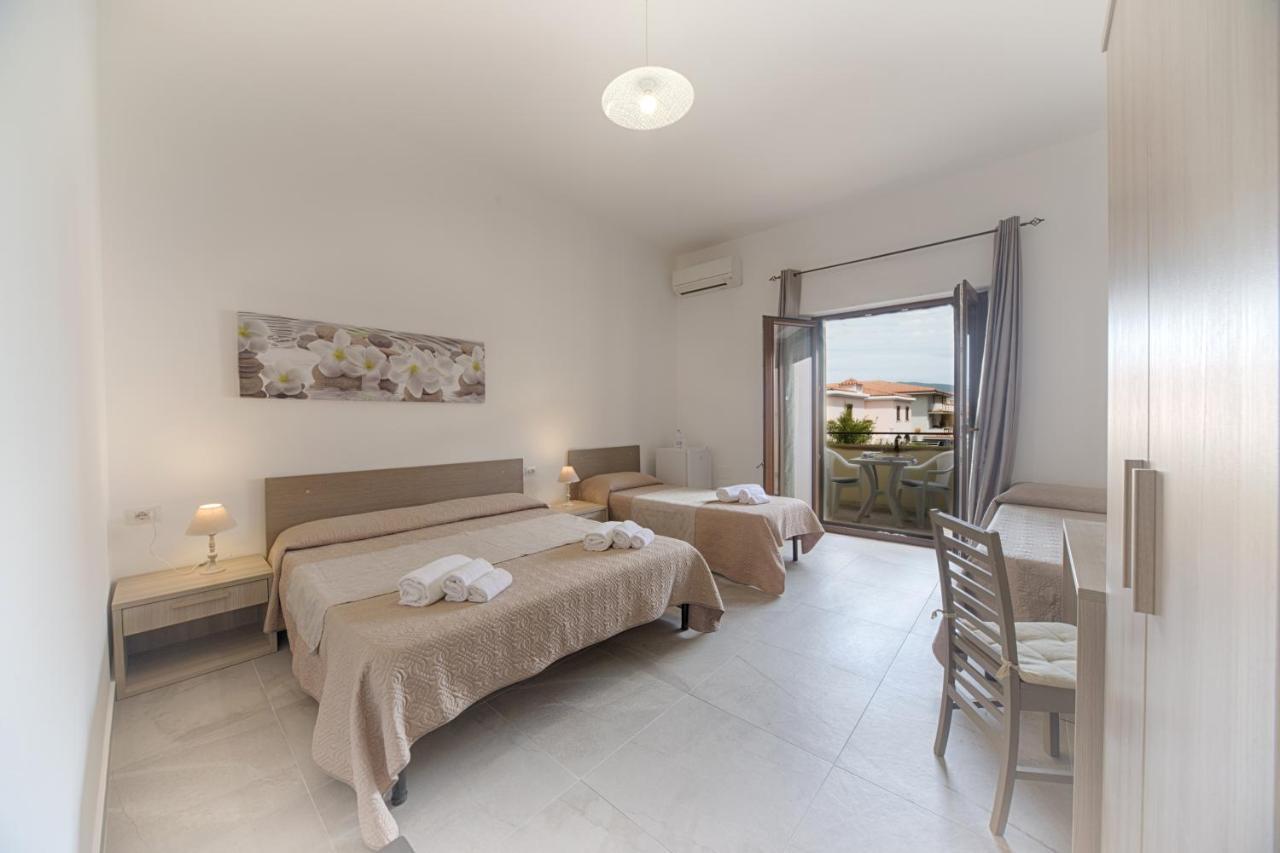 Casa Lucia Hotel Olbia Ngoại thất bức ảnh