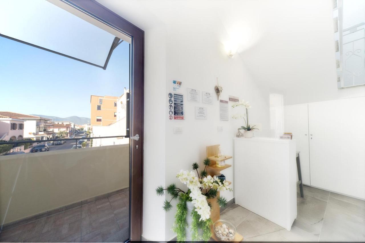 Casa Lucia Hotel Olbia Ngoại thất bức ảnh