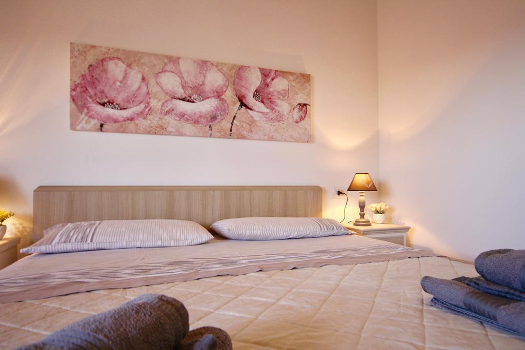 Casa Lucia Hotel Olbia Ngoại thất bức ảnh