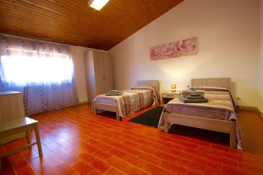 Casa Lucia Hotel Olbia Ngoại thất bức ảnh