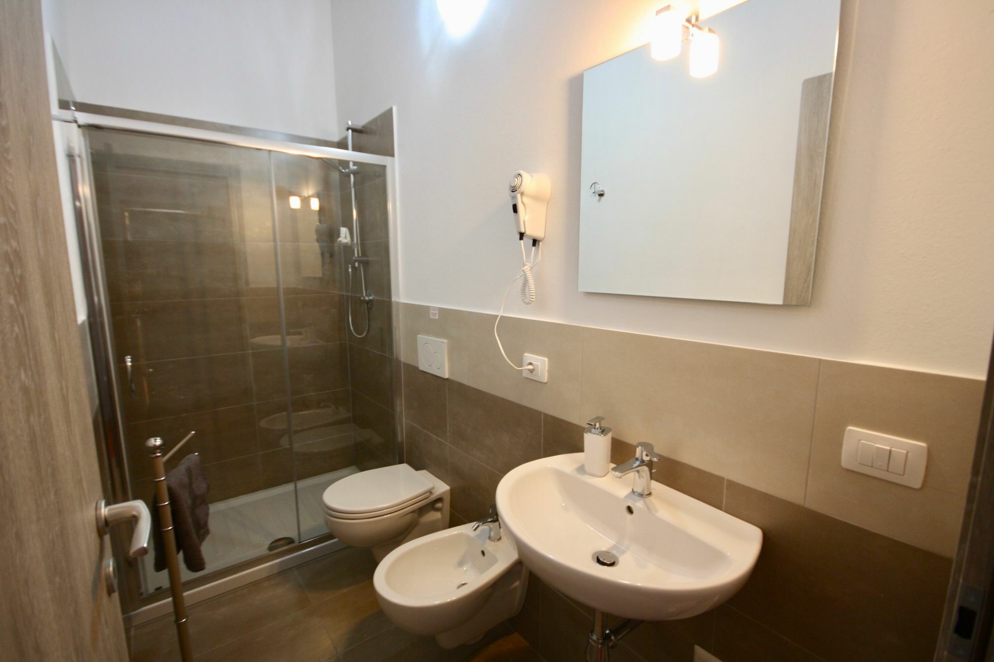 Casa Lucia Hotel Olbia Ngoại thất bức ảnh